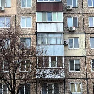 Продам 2кімнатну квартиру (ЮГОК)