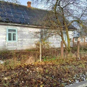 Будинок в селі Сокіл з присадибною ділянкою