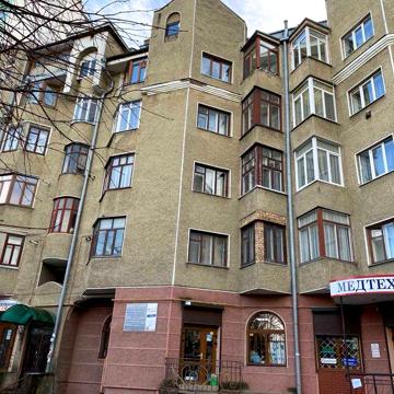 Дворівнева квартира 135.2 м2 в центрі м.Івано-Франнівськ