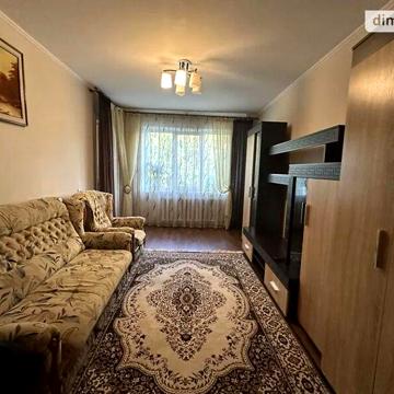 Продаж 3к Квартира Перемоги вулиця