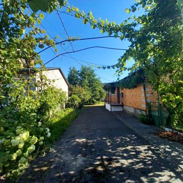 Продам будинок смт.Володимирець,вул.Грушевського,10
