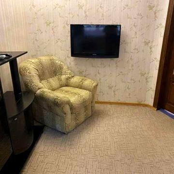 Продам двокімнатну квартиру в центрі міста(під офіс) набережна, Гоголя