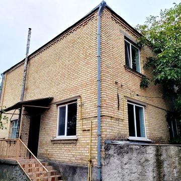 Здається в оренду будинок з ділянкою, в Київській обл., смт. Борова