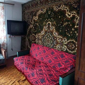 Сдам 2 комнатную квартиру в центре