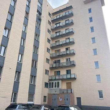 Продам 2 кімнатну квартиру у будинку готельного типу