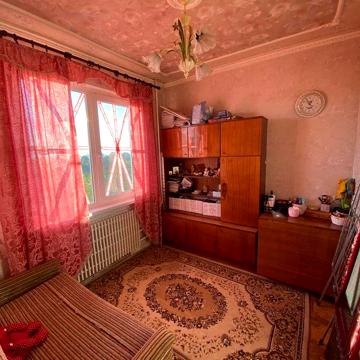 Продам 4-х комнатную квартиру