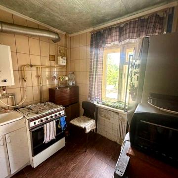 Продается 2-к квартира Лески ( Бутомы)