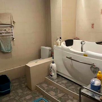 Продаж 3х кімнатної з АО газ
