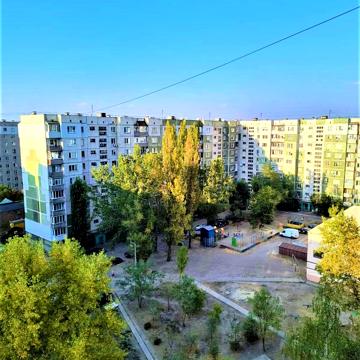 Г. Крут, 80Б