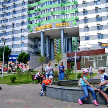 Вишгородська вул., 45