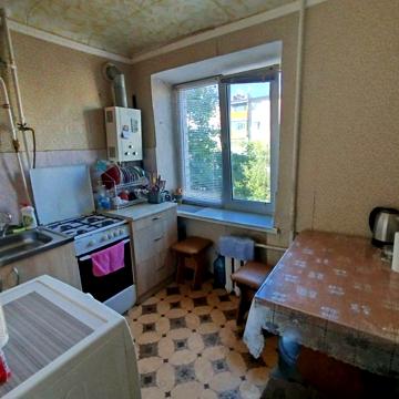 Продам 2х кімнатну парк центр