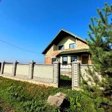 Приватний будинок в приміському селі Чукалівка_M