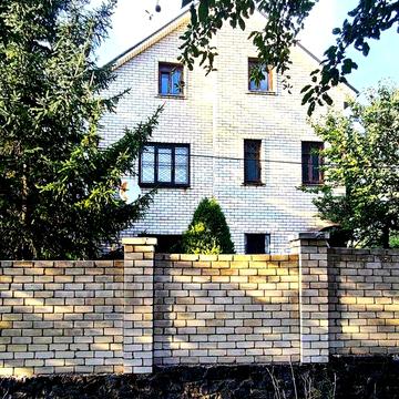 Продам дом в п. Коротич в 10 км. от метро Холодная Гора