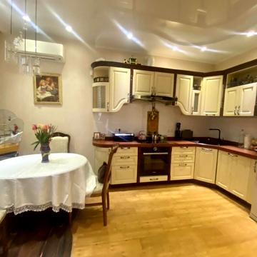 Михайла Болтенка вул., 40