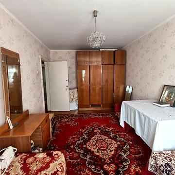 Продаж 3к Квартира Юності проспект