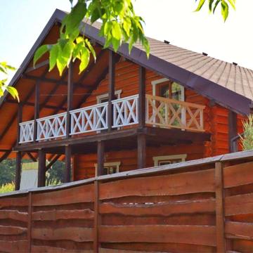 Продаж будинку зі зрубу (карпатська смерека), с. Мала Бугаївка.