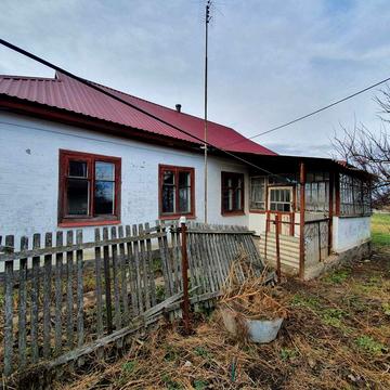 Продам будинок в с. Острожани!