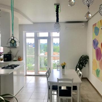 Південна вул., 37