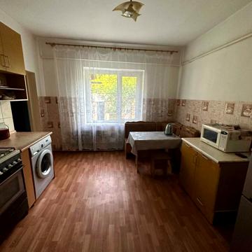 Поліська вул.