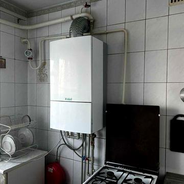 Продається двокімнатна квартира м. Гнівань
