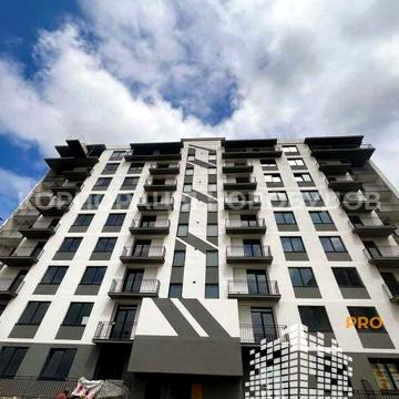 Продаж видового пентхауса з балконо-терасою у новобудові біля парку ЖК Радіщева
