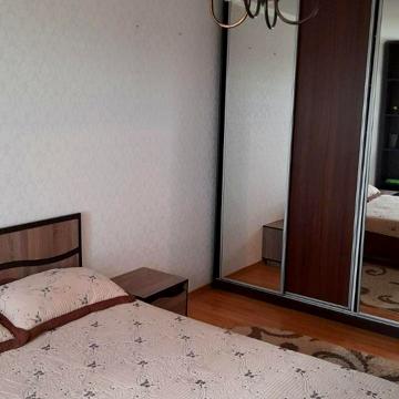 Залізнична, 5