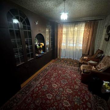 Здається 3 кімнатна квартира в центрі міста