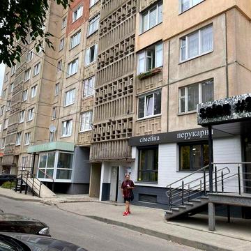 Продам 3 кім. квартиру, супер під комерцію або житло.