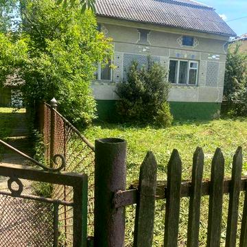 Продаж 4-х кім. будинку + велика земельна ділянка, біля м. Ходорів!