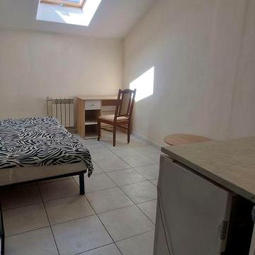 Сдам 1 комн кв студию метро Защитников Украины, просп Героев Харькова