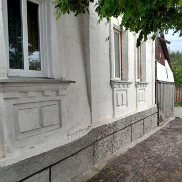Продається будинок в центрі міста