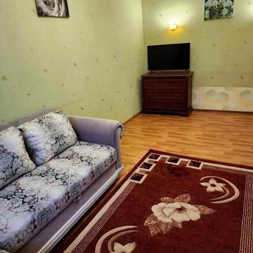 1 комн- 45 метров. ул. Маловского. Ремонт. Мебель.