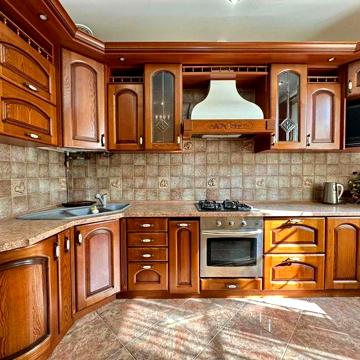 Продаж 3 кім квартири по вул.Мечникова(парковка, підвал)