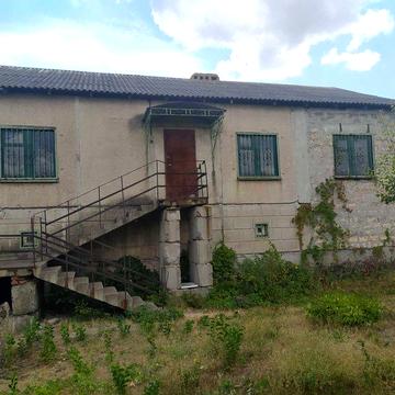 Дім в 2-х рівнях без оздоблювальних робіт