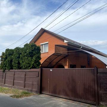 Продам дом и гостевой дом с. Погребы Броварской район