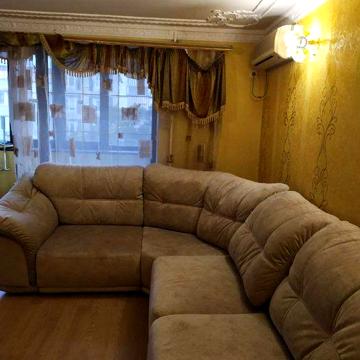 Трикімнатна квартира площа Свободи (коло проспекту Соборного)