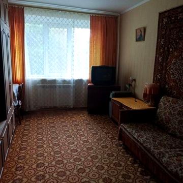 Продається 3- кімнатна квартира ( Військовіе містечко)