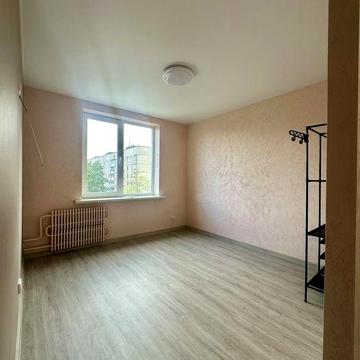 Продаж 2 к квартири, Проспект Гагарина 45 а, метро