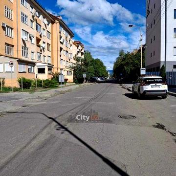 Продається квартира