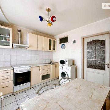 Продаж 2к Квартира вул. Прапорна