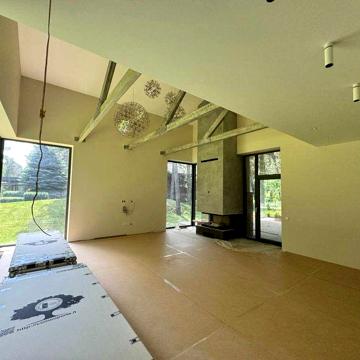 Продаж будинку КМ "Good Life Park" 450м2, Лебедівка