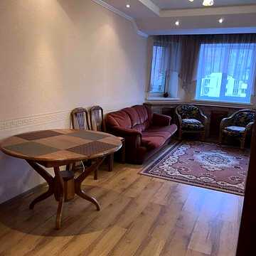Продаж 3к Квартира Богдана Хмельницького бульвар