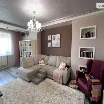Продаж 3к Квартира Орлика Пилипа вулиця