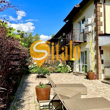 Будинок(таунхаус) з терасою біля Мануфактури та ресторану Al Fresco