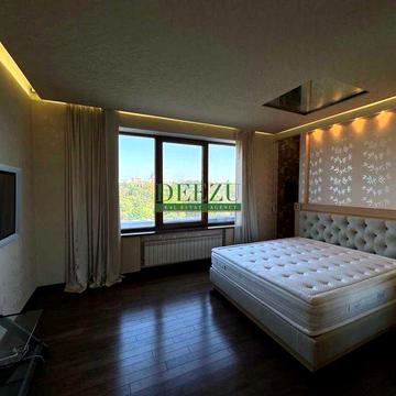 Продаж дворівневої 4квартири з видом на Ботанічний сад Назарівська 11 ЖК Park View