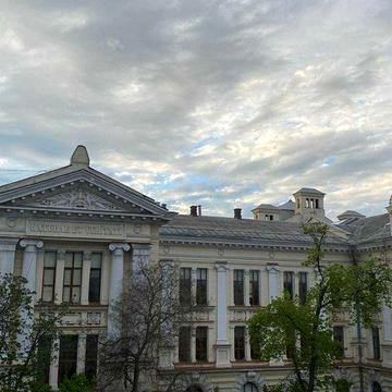 Продажа 4 комнатной на Ольгиевской