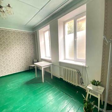 Продаж 2к Квартира Лесі Українки вулиця