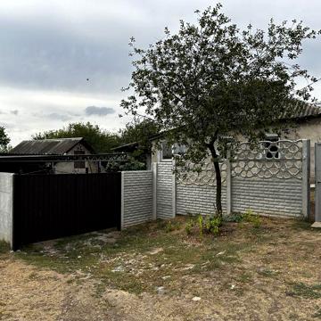 Продам будинок в селі Крисине