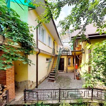 Продам будинок в.К.Ольги 300м, 3 сот, ремонт 350000у.о.