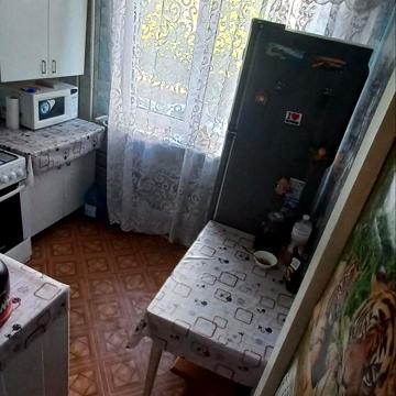 Амосова вул. (Корчагінців), 1
